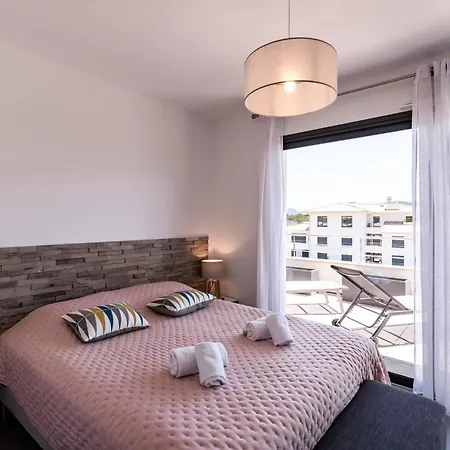 Apartamento Domaine D'arca-1 By Interhome